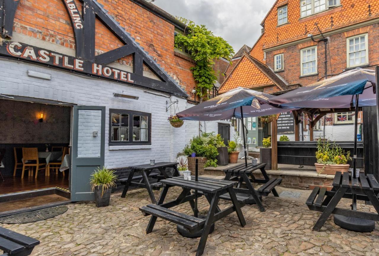 The Bear Marlborough Hotell Eksteriør bilde